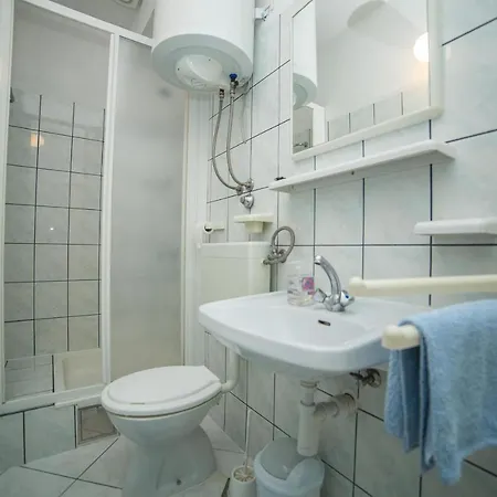 Brizic Guest house