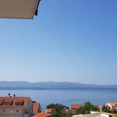 Guest house Brizic Bol