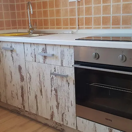 Guest house Brizic Bol